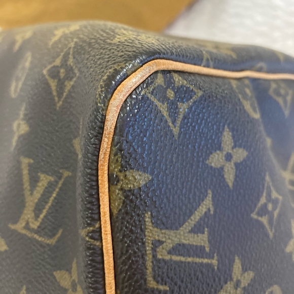 *SOLD* Louis Vuitton Speedy 30 - Picture 6 of 13